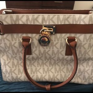 MK Purse